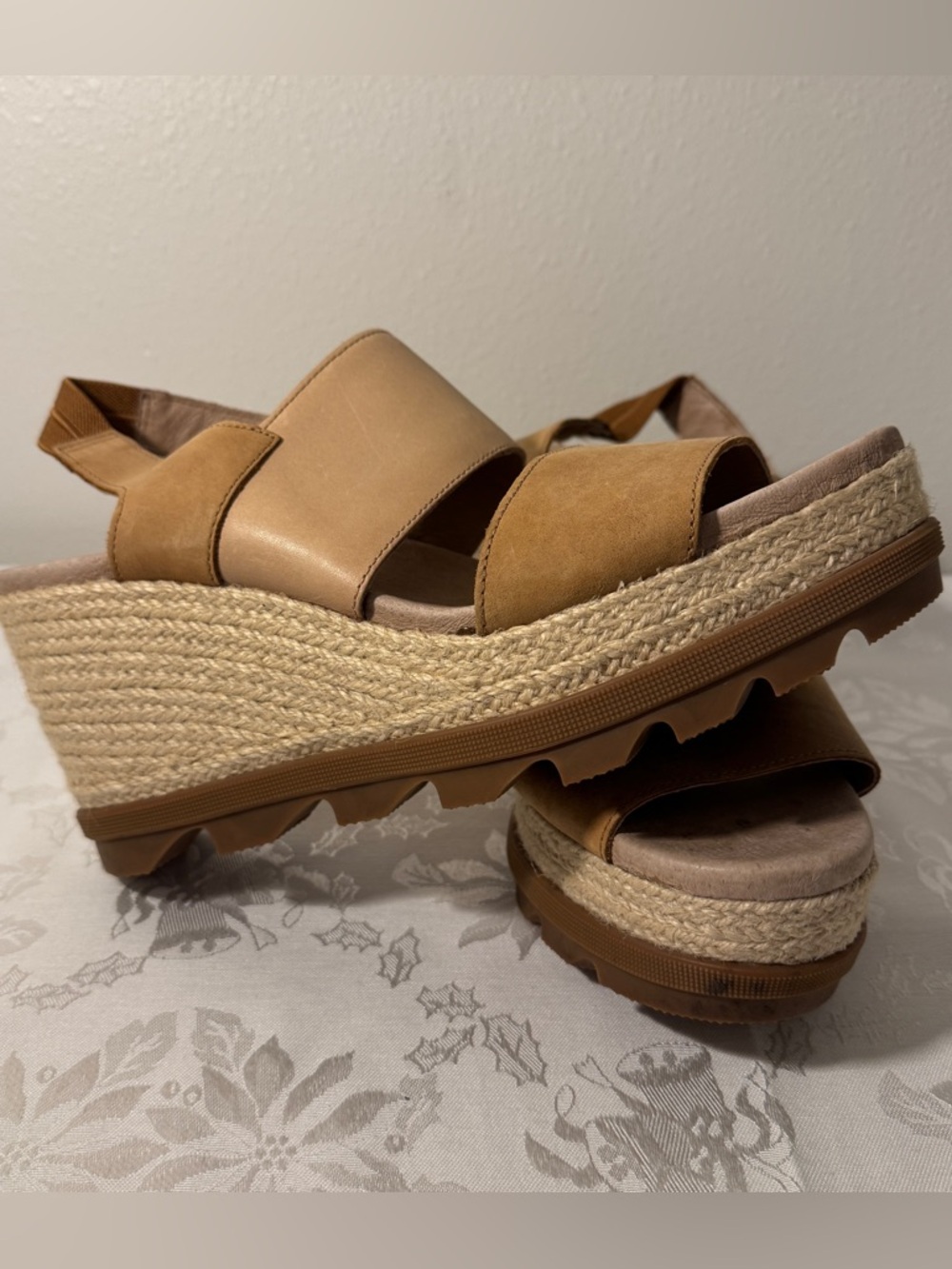 Sorel Women’s Tan Espadrille Wedge Sandals 11
